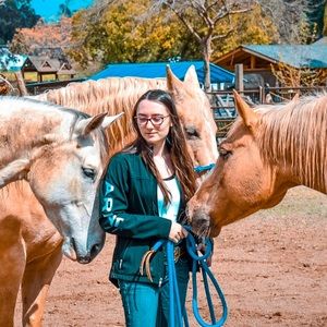 Meet your Posher, Natasha